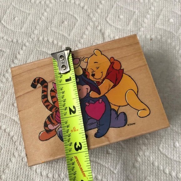 Disney Hugs all Around Winnie Pooh Rubber Stamp‎ - Picture 2 of 10